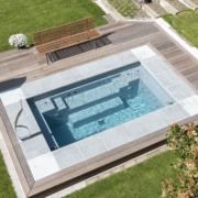 Scopri tutti i vantaggi delle mini piscine interrate: eleganti, compatte e personalizzabili. La soluzione ideale per trasformare anche un piccolo giardino in un’oasi di relax.