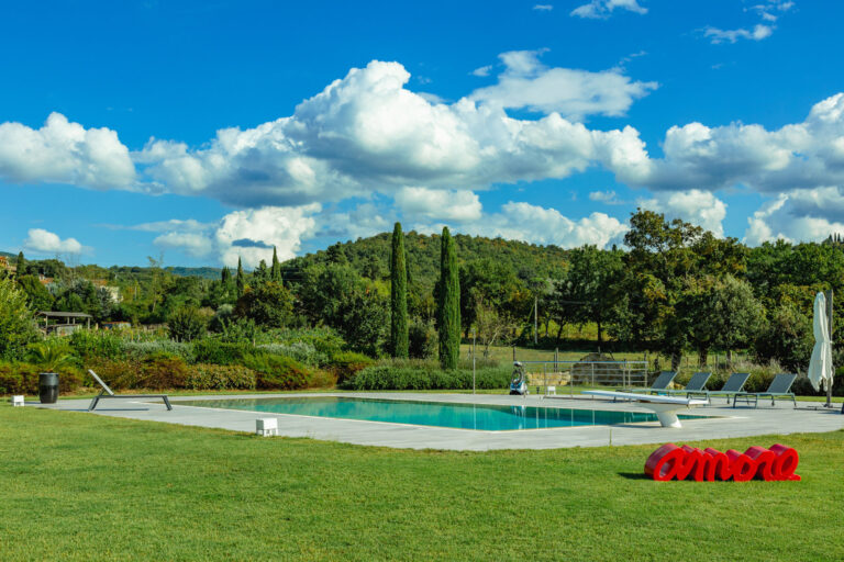 Piscina nella campagna toscana – Pool Immersion